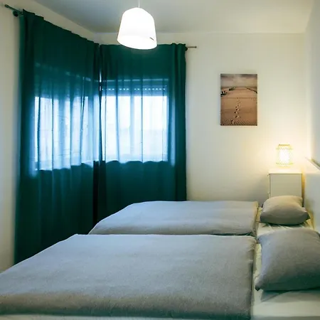 Apartment Enjoy View - Ocean, Surf, Beach, Eat & Work