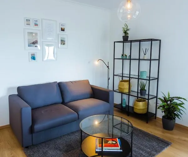 Enjoy View - Ocean, Surf, Beach, Eat & Work