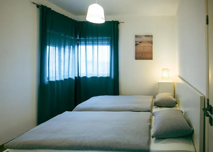 Apartment Enjoy View - Ocean, Surf, Beach, Eat & Work