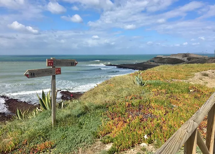 Enjoy View - Ocean, Surf, Beach, Eat & Work *