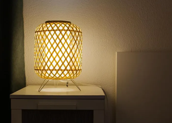 Enjoy View - Ocean, Surf, Beach, Eat & Work Apartment *