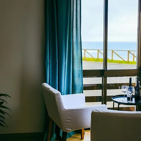 Enjoy View - Ocean, Surf, Beach, Eat & Work * Атогиа-да-Балейя