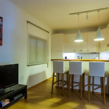 Enjoy View - Ocean, Surf, Beach, Eat & Work * Атогиа-да-Балейя